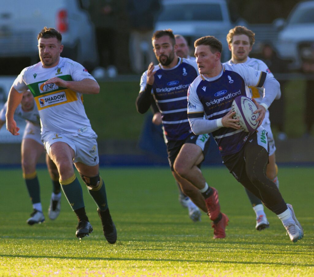 Ravens Rygby Ruthun Official Bridgend Ravens Website | Ravens ready to welcome Ironmen to ...